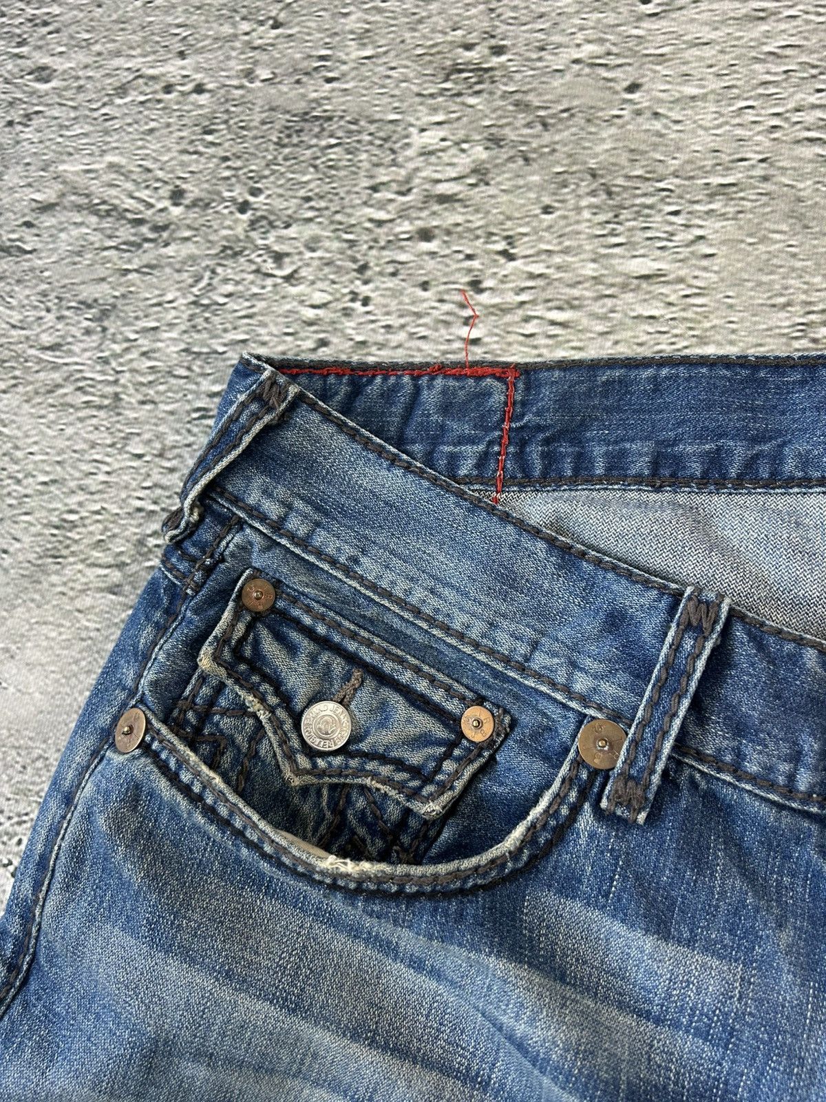 True Religion × Vintage True Religion vintage blue jeans Ricky thick stitching Y2K Size US 36 / EU 52 - 9 Thumbnail