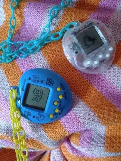 Other Y2K Electronic Pet Game Pendant Acrylic Necklace Size ONE SIZE - 4 Thumbnail