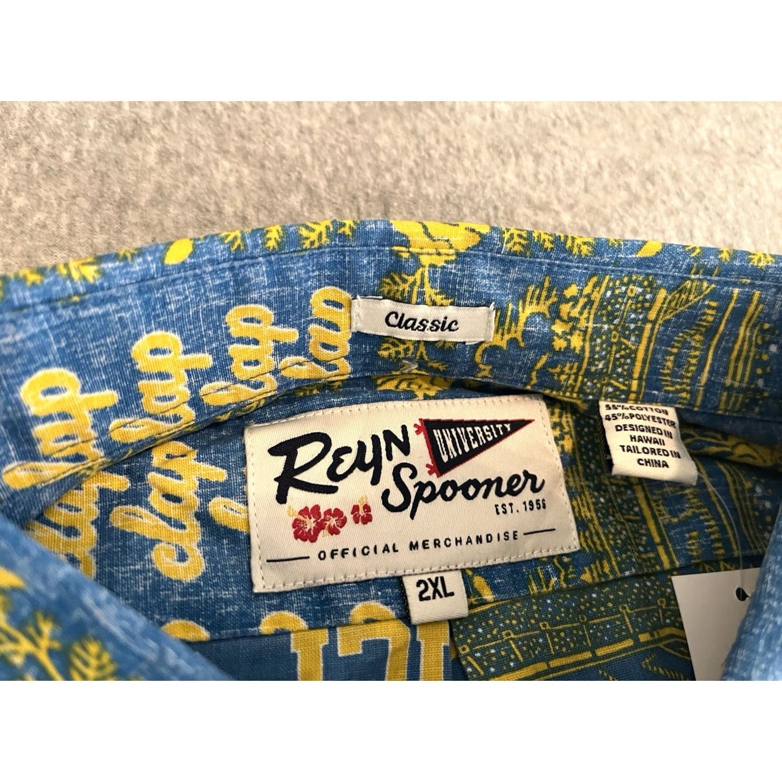 Reyn Spooner VINTAGE Reyn Spooner UCLA Bruins Football Pullover Half-Button Shirt Mens 2XL Blue Short Sleeve NWT Size US XXL / EU 58 / 5 - 2 Thumbnail
