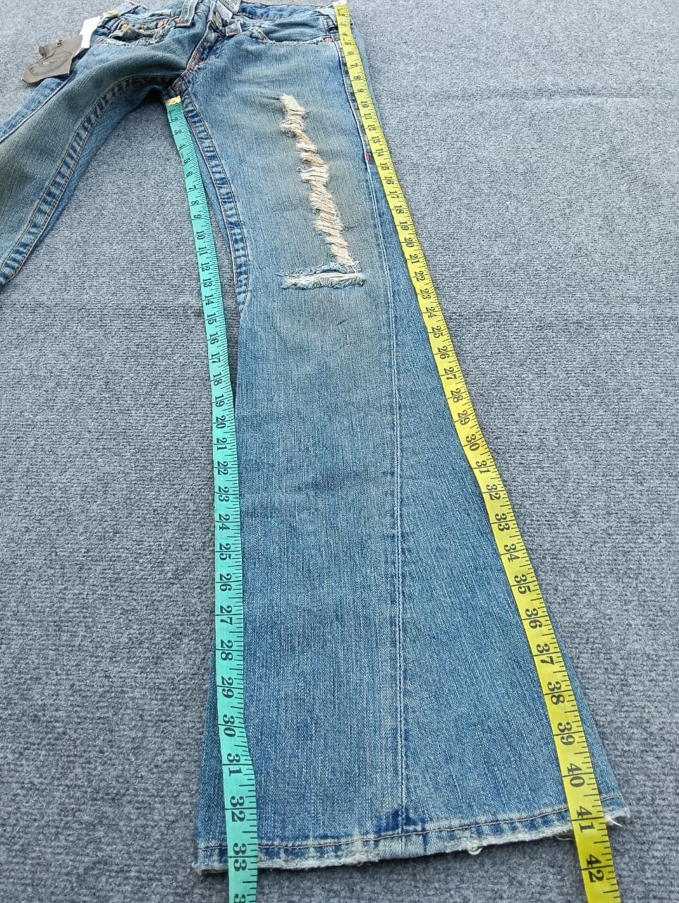True Religion Distressed True Religion Women's Super Flare Jeans USA made. Size 28" / US 6 / IT 42 - 9 Thumbnail
