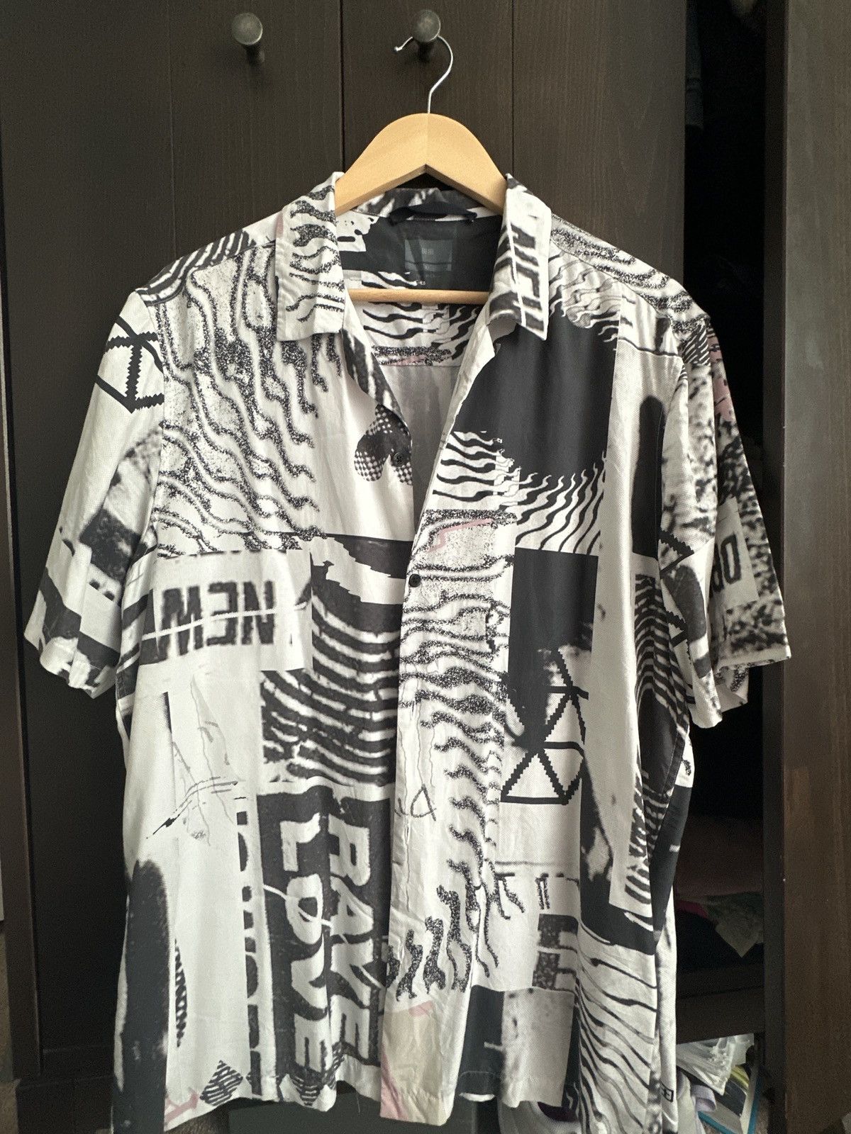 Ksubi Ksubi Short Sleeve Button Shirt Size US XL / EU 56 / 4 - 1 Thumbnail