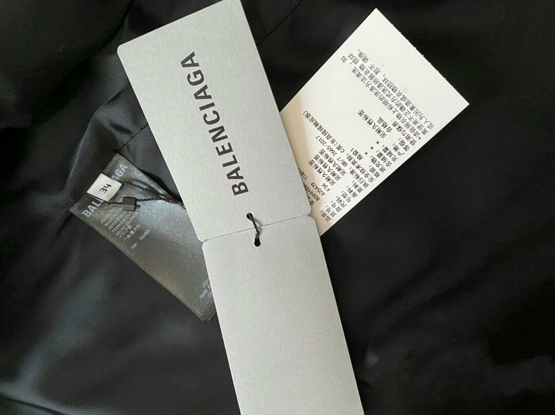 Balenciaga oversized checked wool coat by balenciaga Size US M / EU 48-50 / 2 - 4 Thumbnail