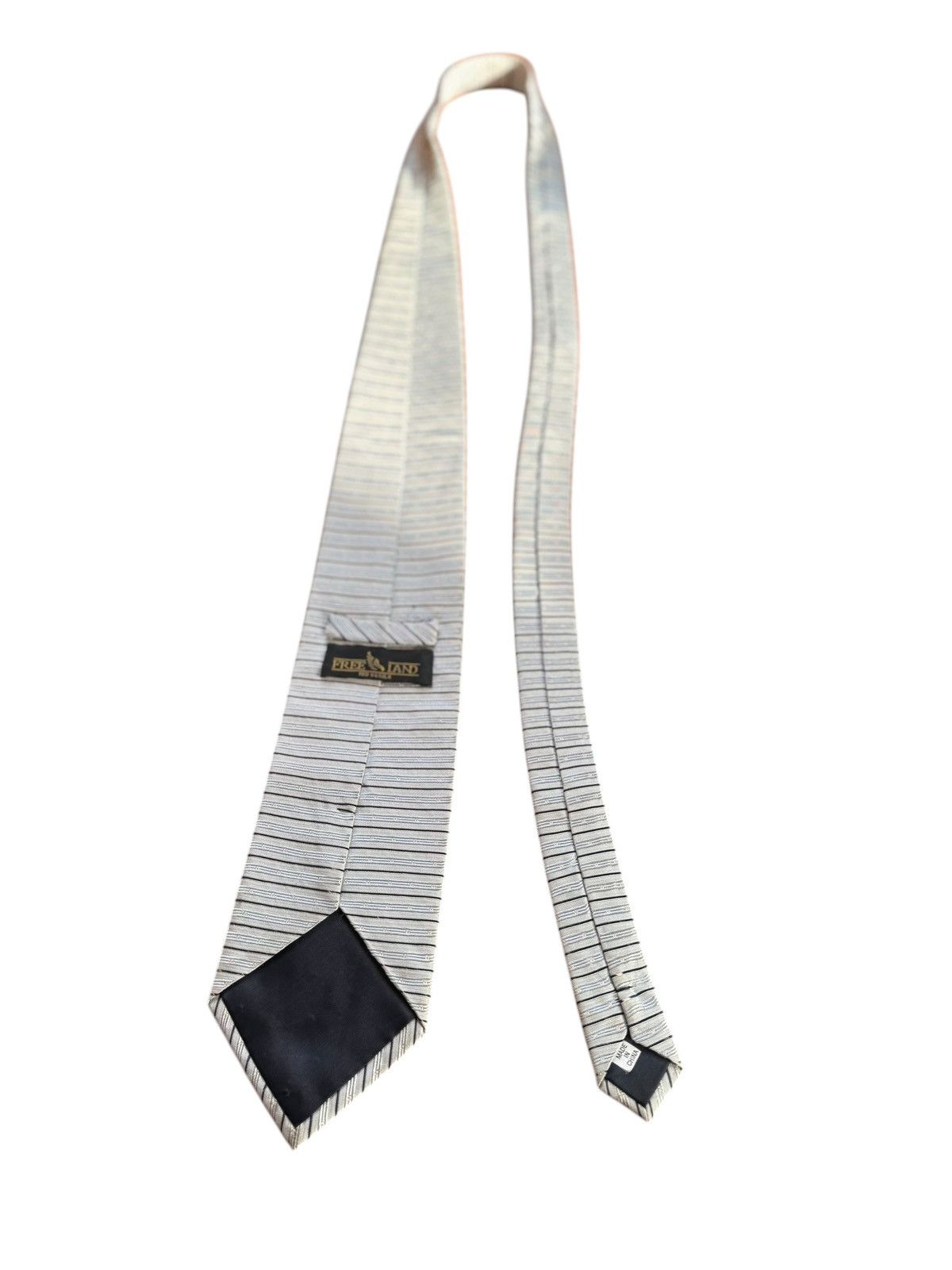 Other FREE LAND Vintage Silver Gray Silk Tie Size ONE SIZE - 3 Thumbnail