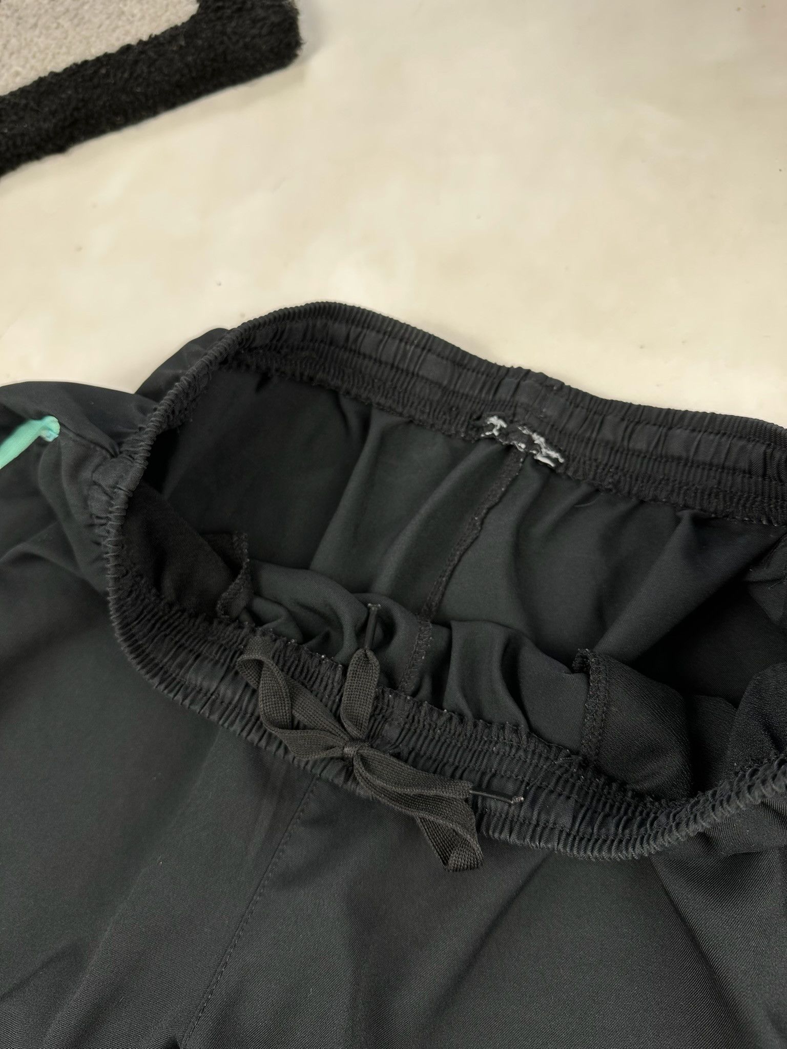 Umbro × Vintage Mens vintage Umbro shorts rare streetwear y2k Size US 30 / EU 46 - 2 Thumbnail