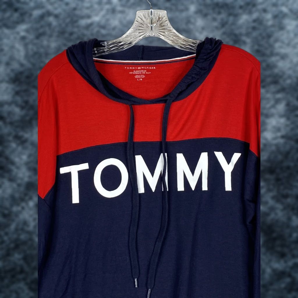 Tommy Hilfiger Tommy Hilfiger Top Womens L Colorblock Red Blue Hooded Spellout Logo Size L / US 10 / IT 46 - 1 Thumbnail
