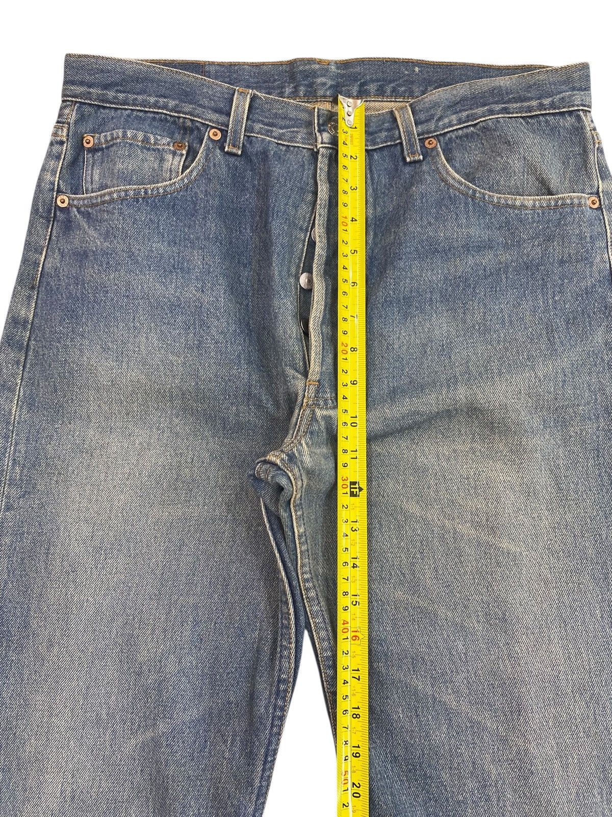 Levi's Vintage 501 Levi’s Medium Blue Wash Style Loose Jeans Size US 33 - 12 Thumbnail