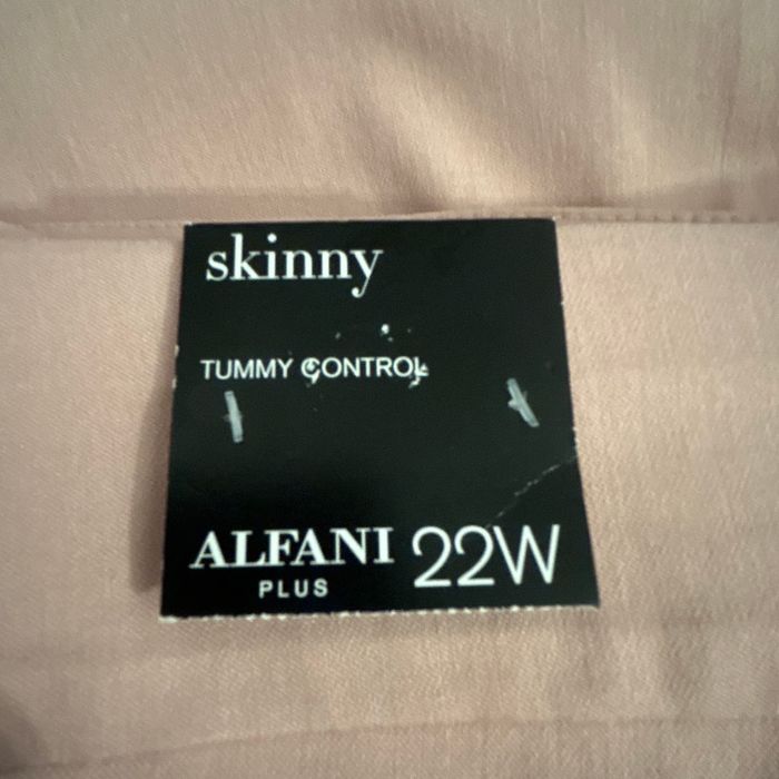 Alfani New Alfani Plus Womens Tummy Control Pink Skinny Pants 22W