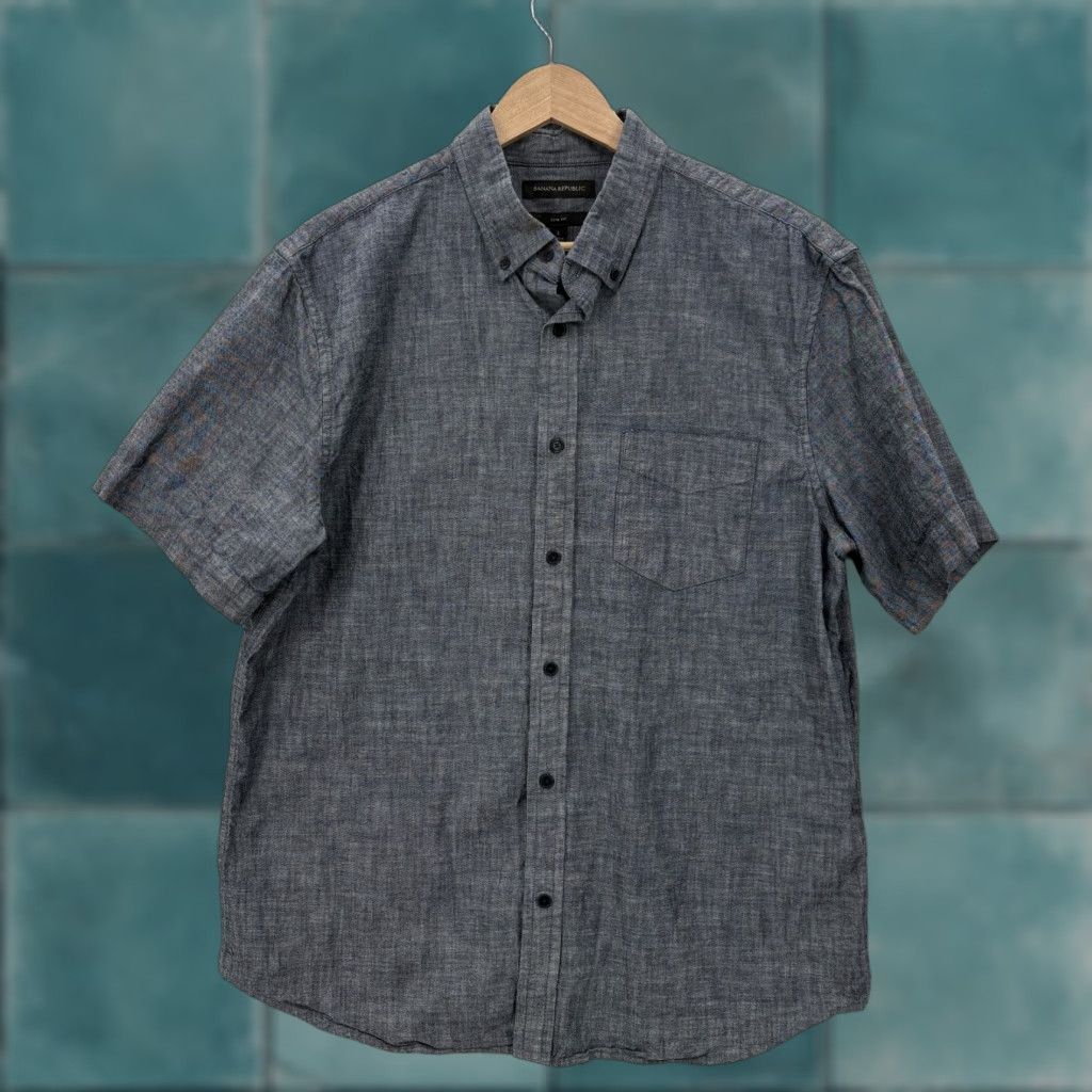 Banana Republic Banana Republic Shirt Mens Large Gray Chambray Short Sleeve Button Up Slim Fit Size US L / EU 52-54 / 3 - 1 Thumbnail