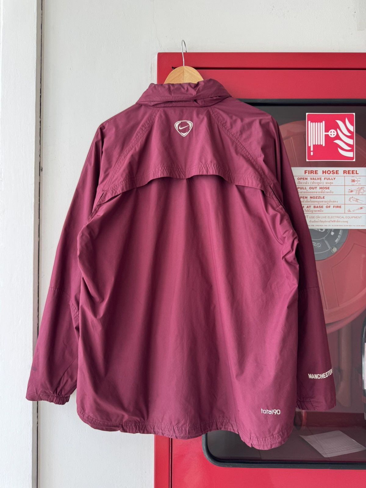 Nike Vintage Manchester United 2004-06 Total 90 Track Jacket Size US L / EU 52-54 / 3 - 2 Thumbnail