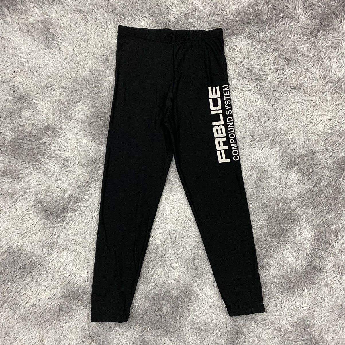 Fabletics × Japanese Brand × Vintage Fable compound system tight running Size US 27 - 1 Thumbnail