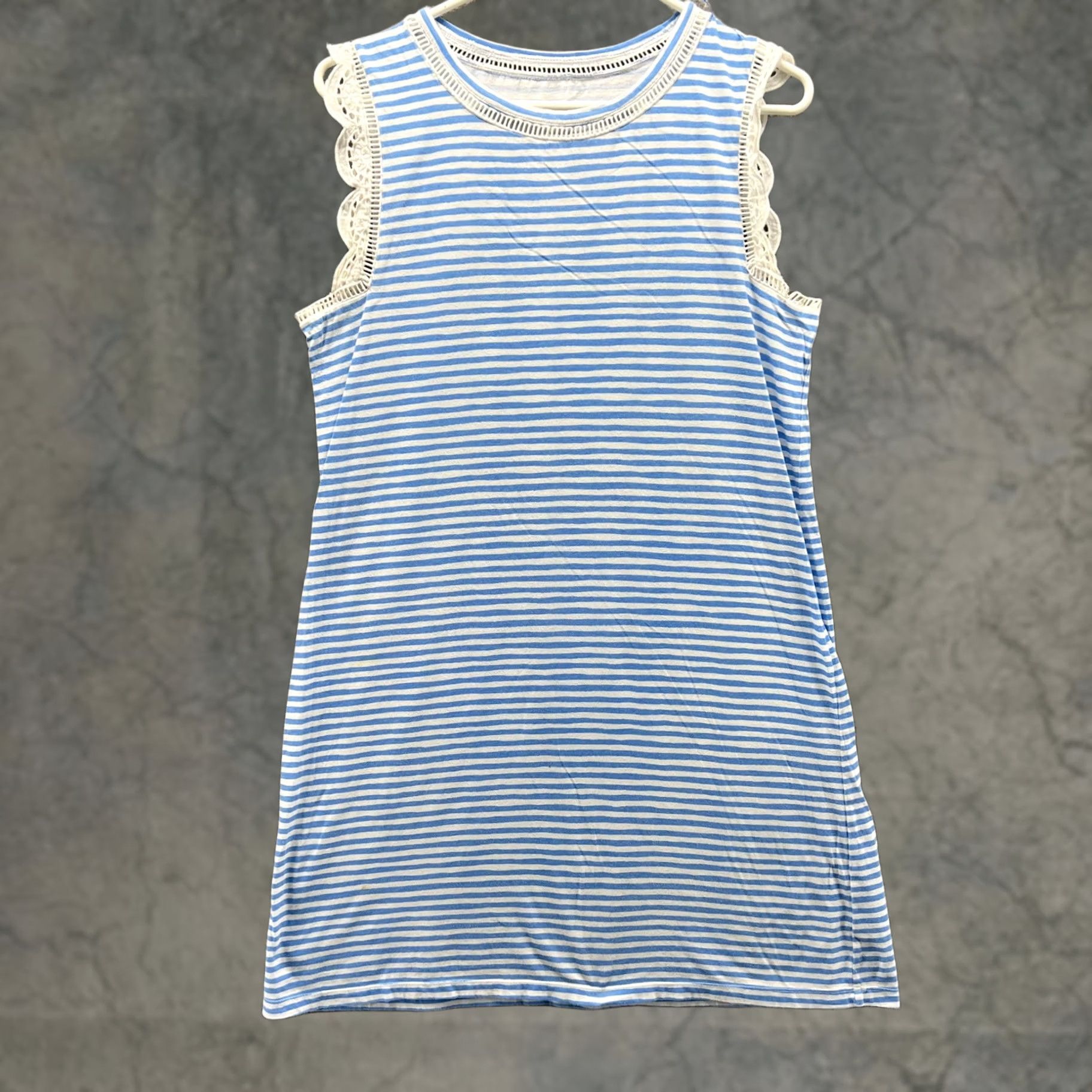 Lilly Pulitzer Lilly Pulitzer Tank Top Womens Medium Blue Stripe Crochet Trim Crew Neck Jersey Size M / US 6-8 / IT 42-44 - 1 Thumbnail