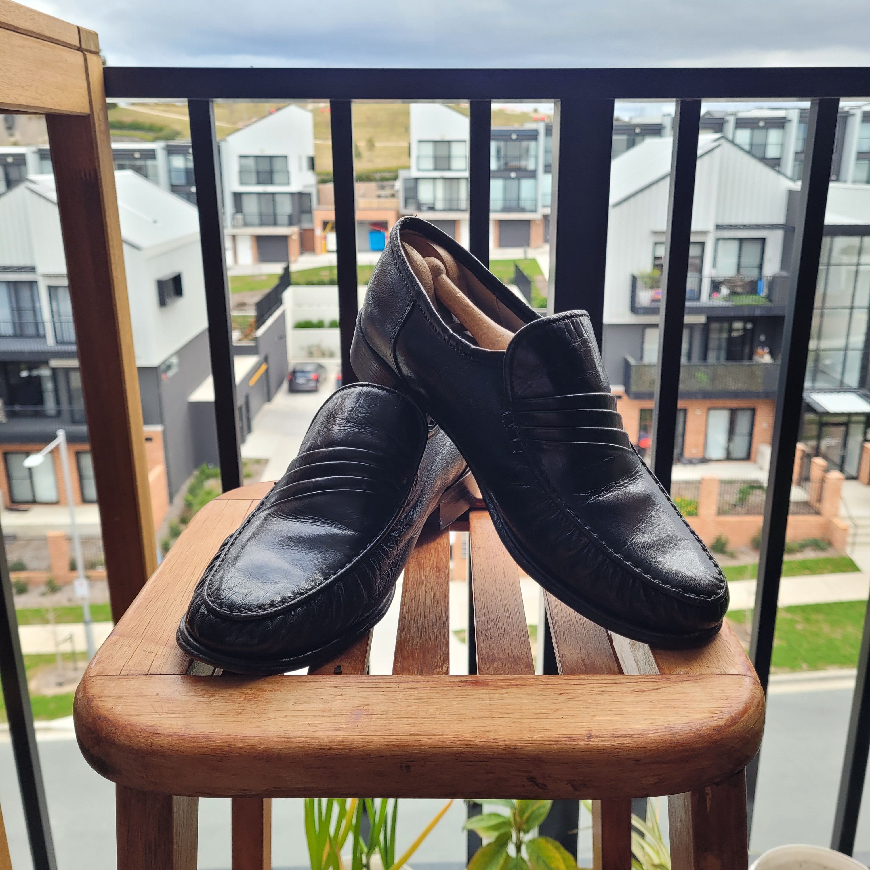 Other Gardini Moc-toe Loafers Size US 7 / EU 40 - 1 Thumbnail