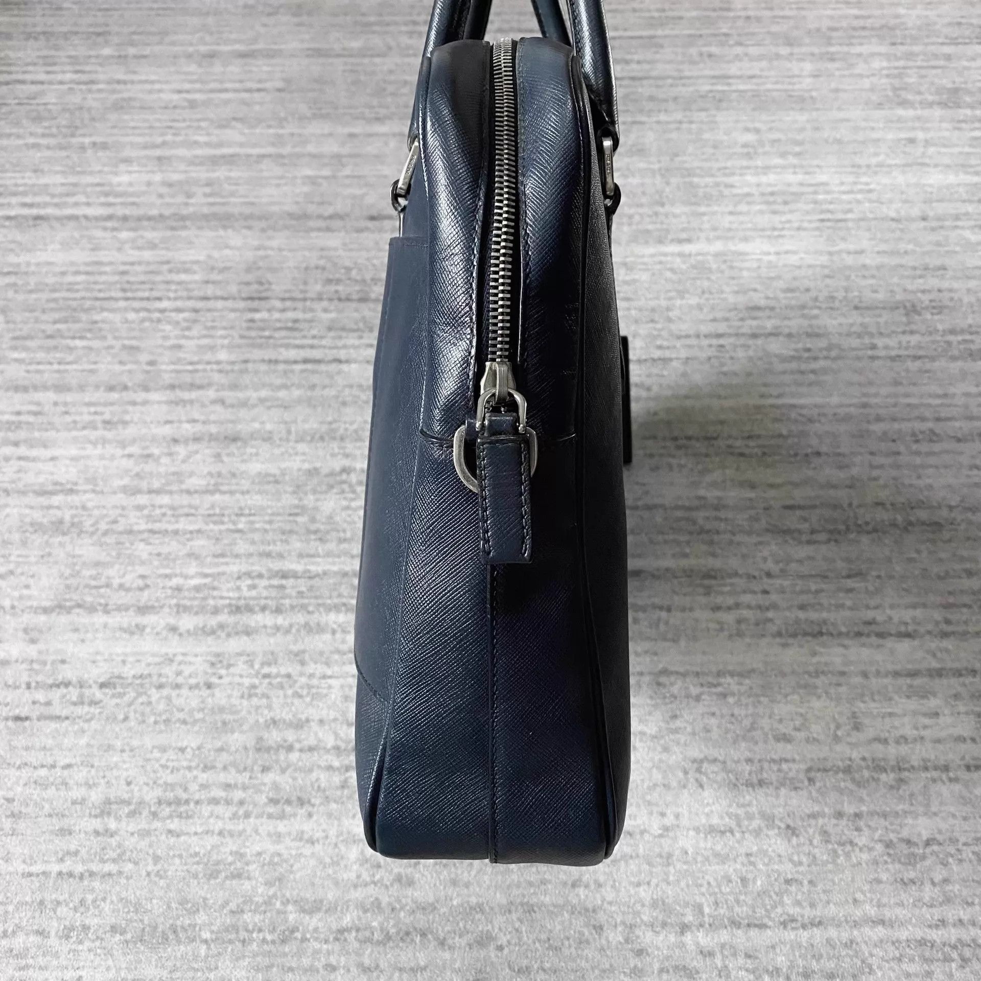Prada Prada Saffiano Men's Navy Like New Briefcase Size ONE SIZE - 5 Thumbnail