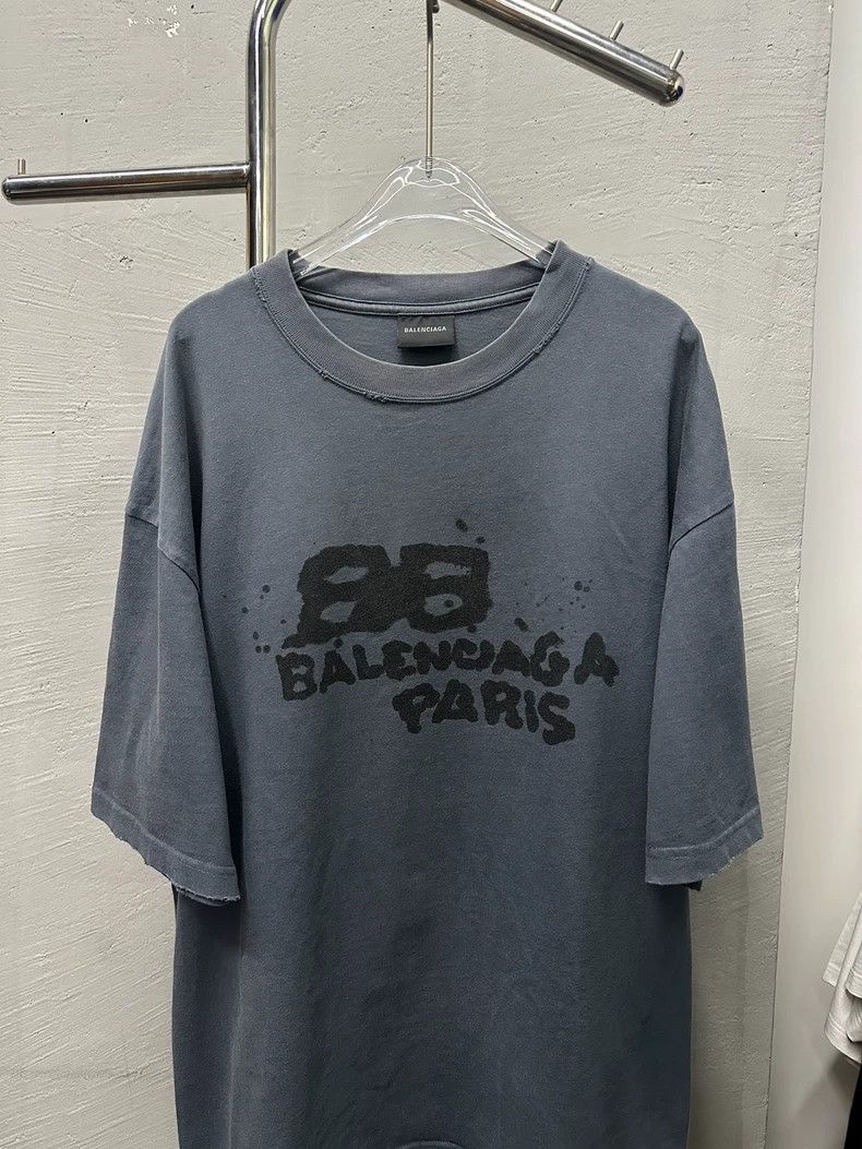 Balenciaga Balenciaga Short-sleeved splash-ink double b Size US M / EU 48-50 / 2 - 2 Thumbnail