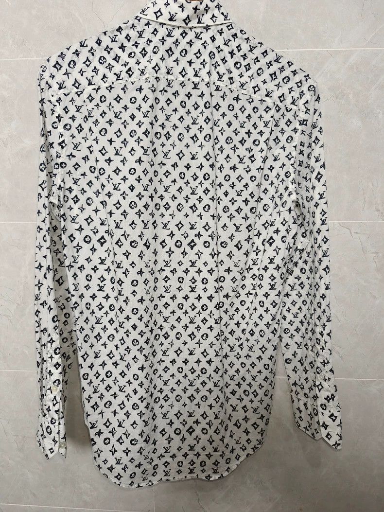 Louis Vuitton LOUIS VUITTON full logo Long sleeve shirt 2501-Nextarrow Size US XXS / EU 40 - 2 Thumbnail