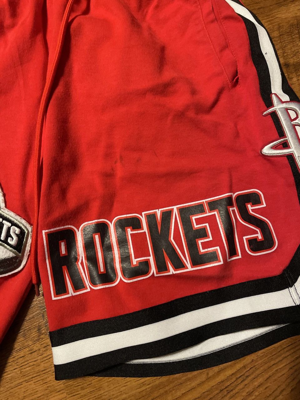 NBA NBA Houston Rockets Shorts Size US 32 / EU 48 - 7 Thumbnail