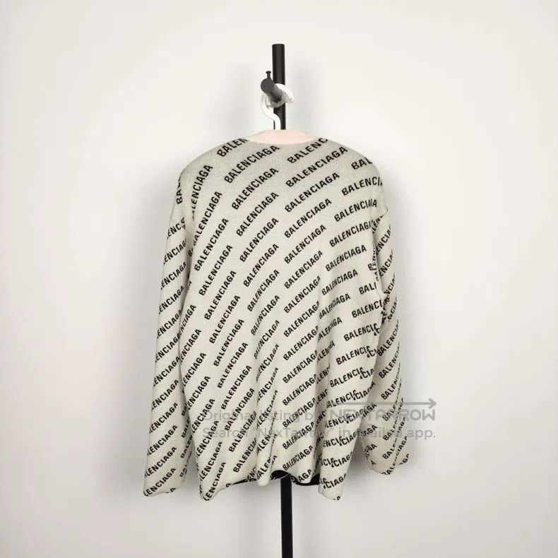 Balenciaga Balenciaga Wool Logo Cardigan White Size US M / EU 48-50 / 2 - 2 Thumbnail