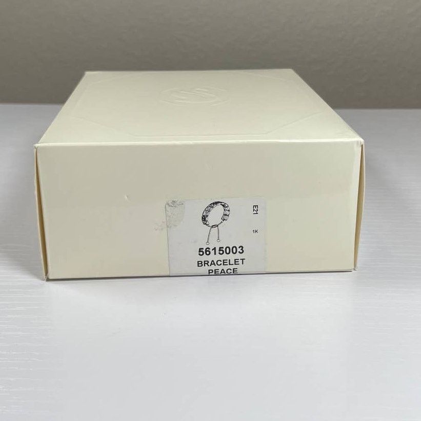 Swarovski Swarovski Crystal Letra Peace Symbol Bracelet, Peace, Green Size ONE SIZE - 7 Thumbnail