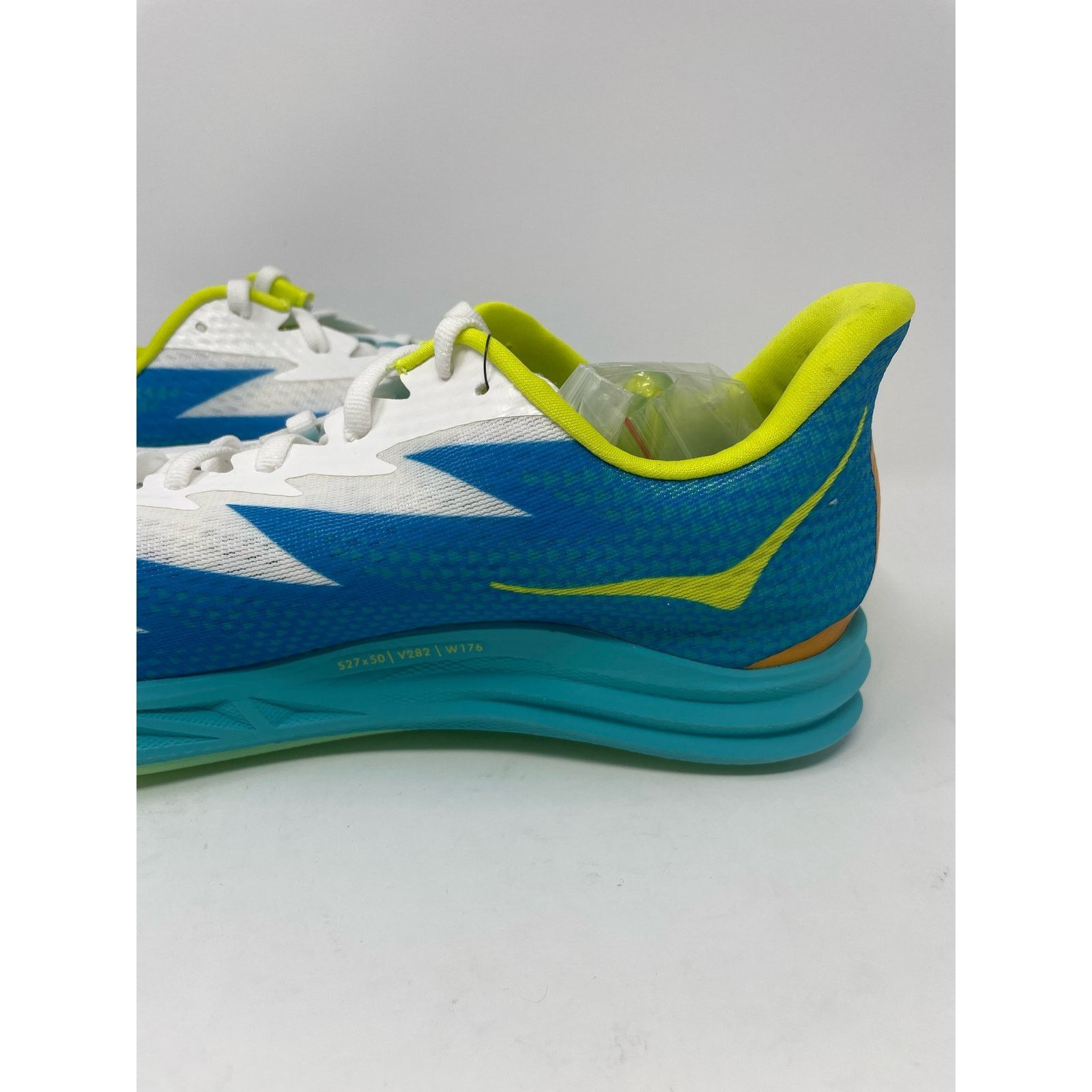 Hoka Hoka One Crescendo MD Track Racing Spikes Cleats Men Size 10 Size US 10 / EU 43 - 9 Thumbnail