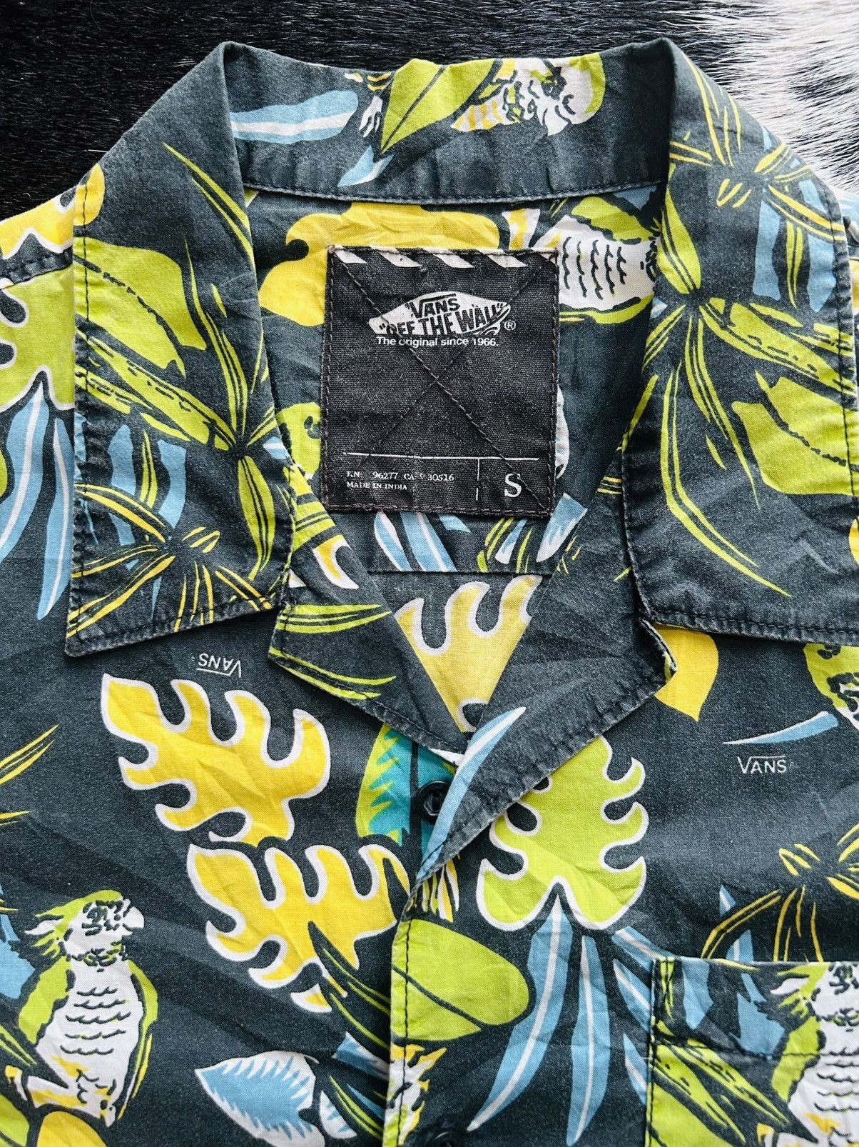 Vans Vans Aloha Shirt Hawaiian Size US S / EU 44-46 / 1 - 5 Thumbnail