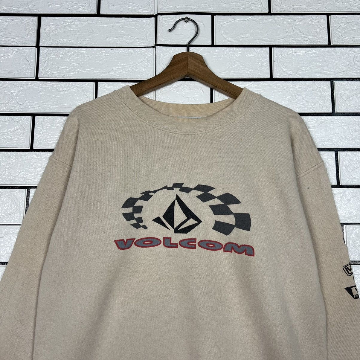 Volcom Vintage 90's VOLCOM Big Logo Crewneck Sweatshirt #4170-C191 Size US S / EU 44-46 / 1 - 2 Thumbnail