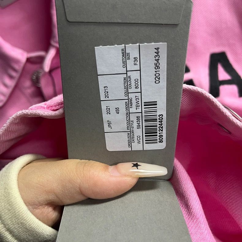 Balenciaga Balenciaga latest pink solid color front logo letter printe Size US S / EU 44-46 / 1 - 5 Thumbnail