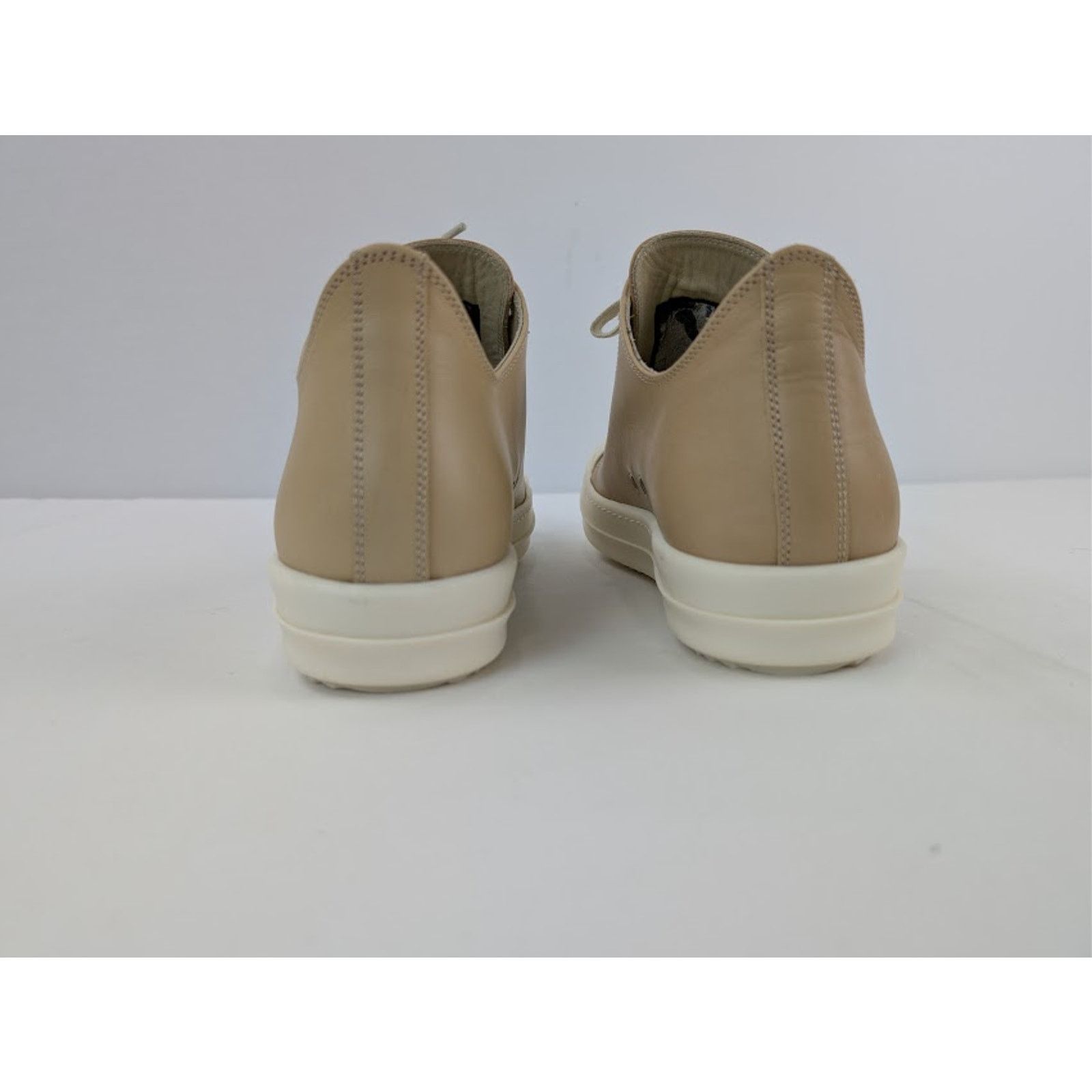 Rick Owens o1rshd1 Hollywood Runway Low Top Sneakers Parchment / Milk Size US 7 / EU 40 - 11 Thumbnail