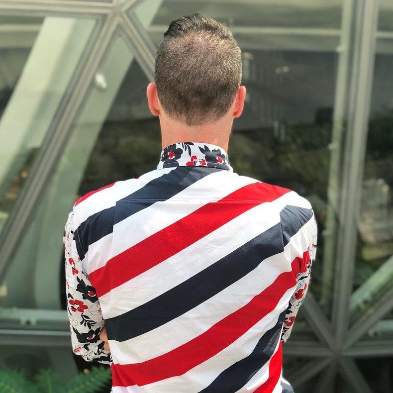 Thom Browne Thom Browne size3 Full flower design shirt Size US L / EU 52-54 / 3 - 8 Thumbnail