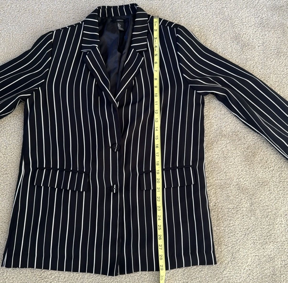 Forever 21 Forever 21 Women’s Black & White Striped Blazer Size Large Size L / US 10 / IT 46 - 7 Thumbnail