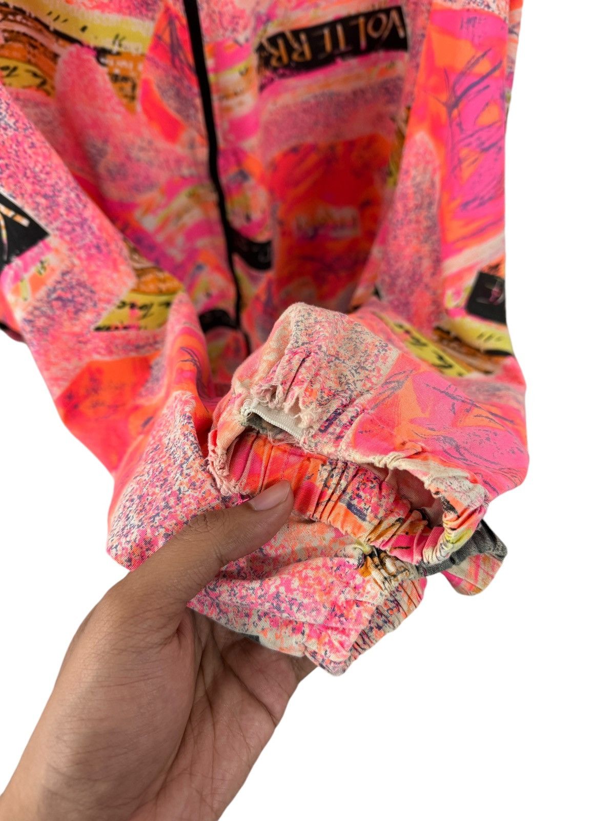 Vintage Vintage UCLA Light Jacket Hoodie Super Rare 3L size Size US XXL / EU 58 / 5 - 3 Thumbnail