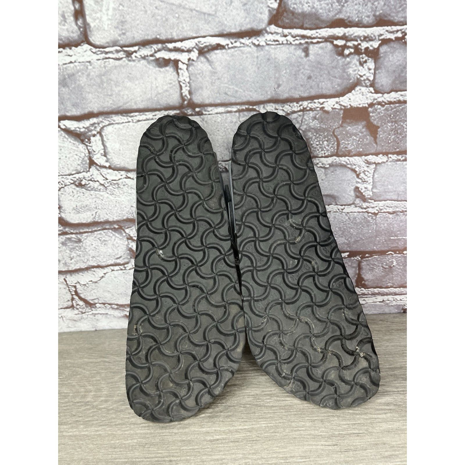 Birkenstock Birkenstock Gizeh Silver Birko Flor Leather Thong Sandals Wo Size US 8 / IT 38 - 23 Thumbnail