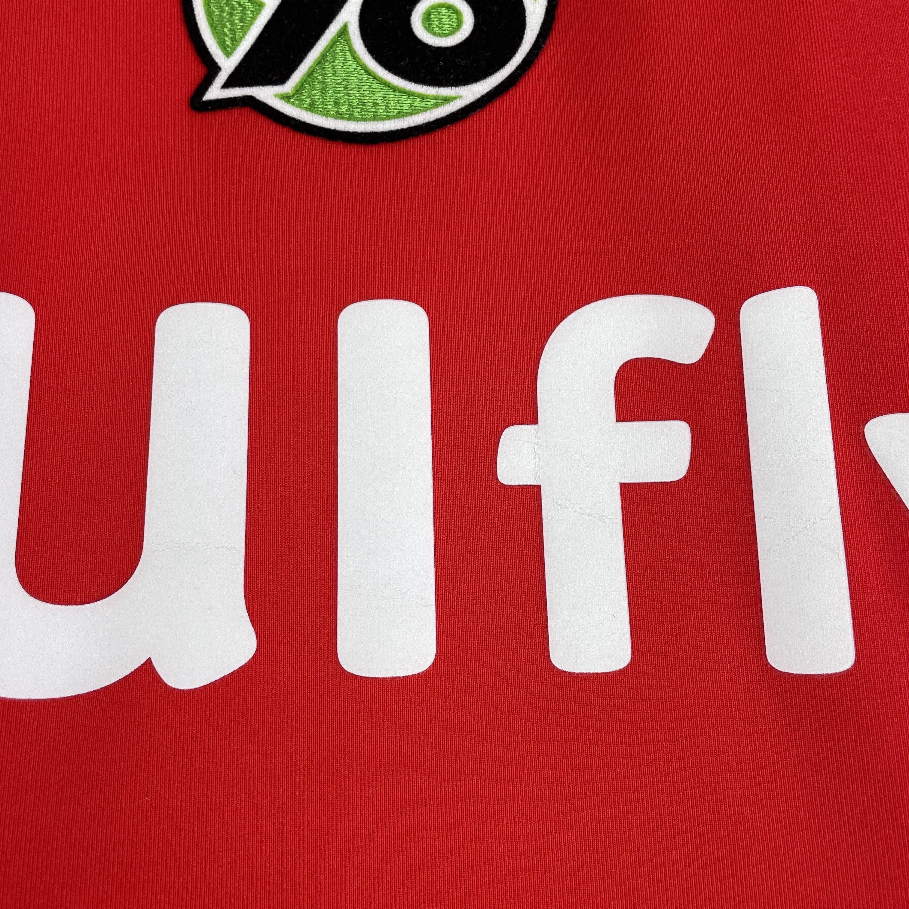 Diadora Vintage Hannover 96 Home Jersey Shirt 2006/2007 Slim Fit Size US XL / EU 56 / 4 - 5 Thumbnail