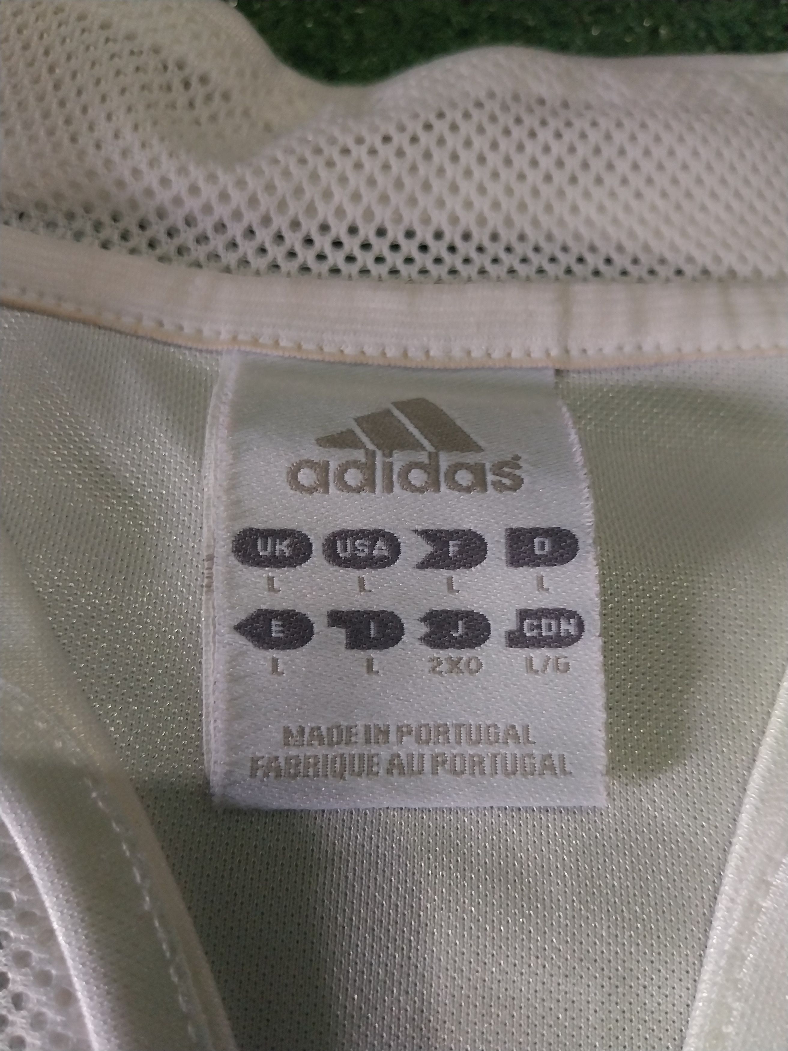 Adidas Real madrid home 2004/2005 david beckham jersey football Size US L / EU 52-54 / 3 - 4 Thumbnail