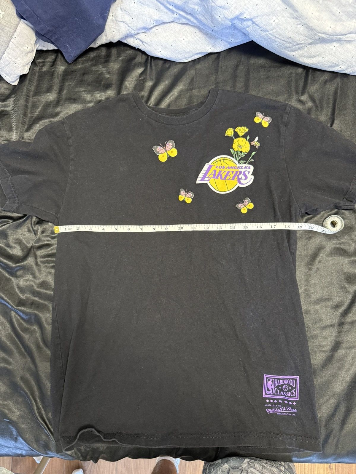 Mitchell & Ness Lakers butterfly mitchell and ness tee Size US L / EU 52-54 / 3 - 3 Thumbnail