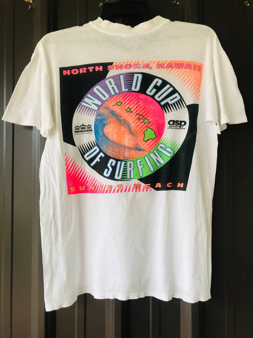 Vintage Vintage 80s Triple Crown Surfing World Tour Tee Distressed Size US S / EU 44-46 / 1 - 1 Thumbnail