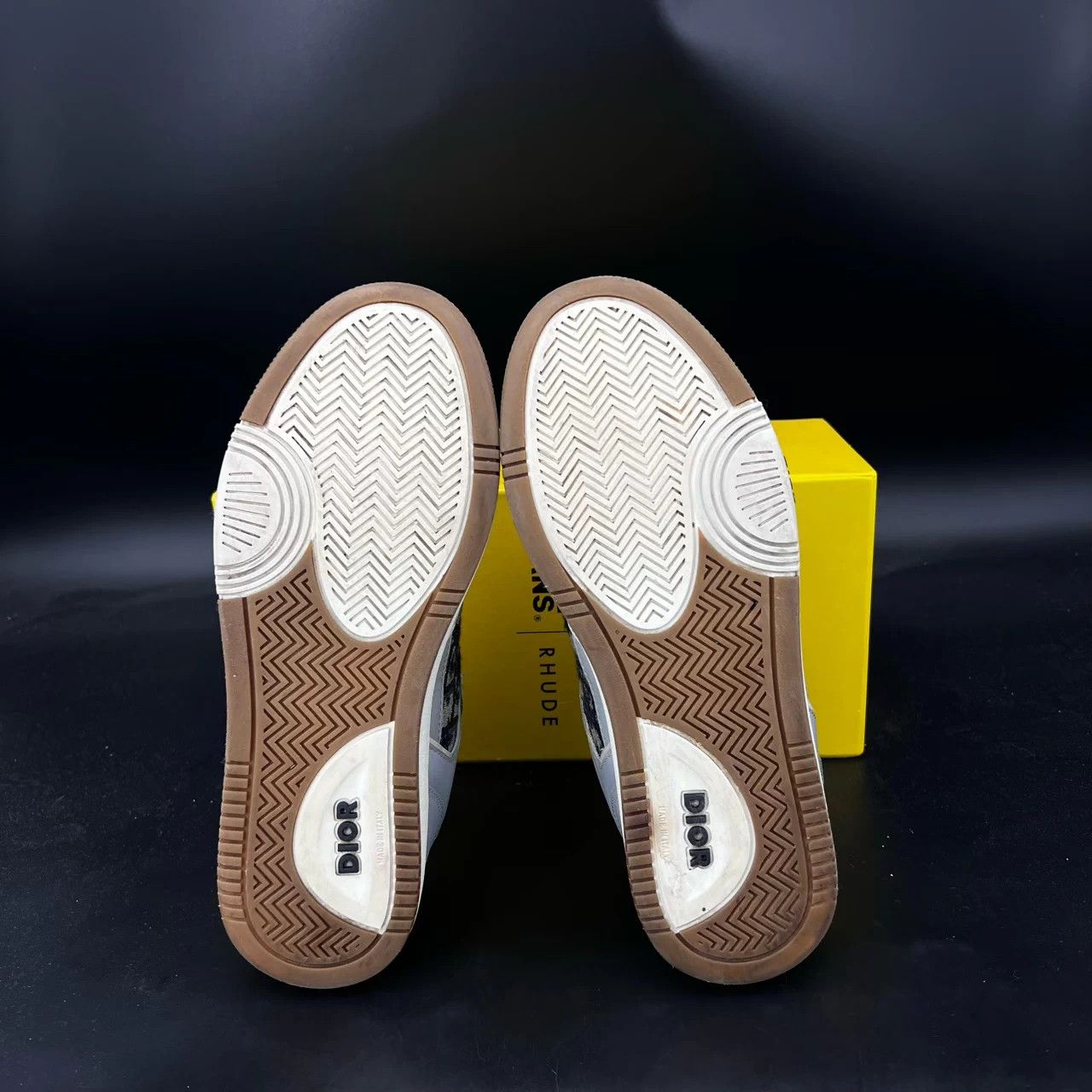Dior Dior B27 gray white size 39 mint Size US 6 / EU 39 - 7 Thumbnail