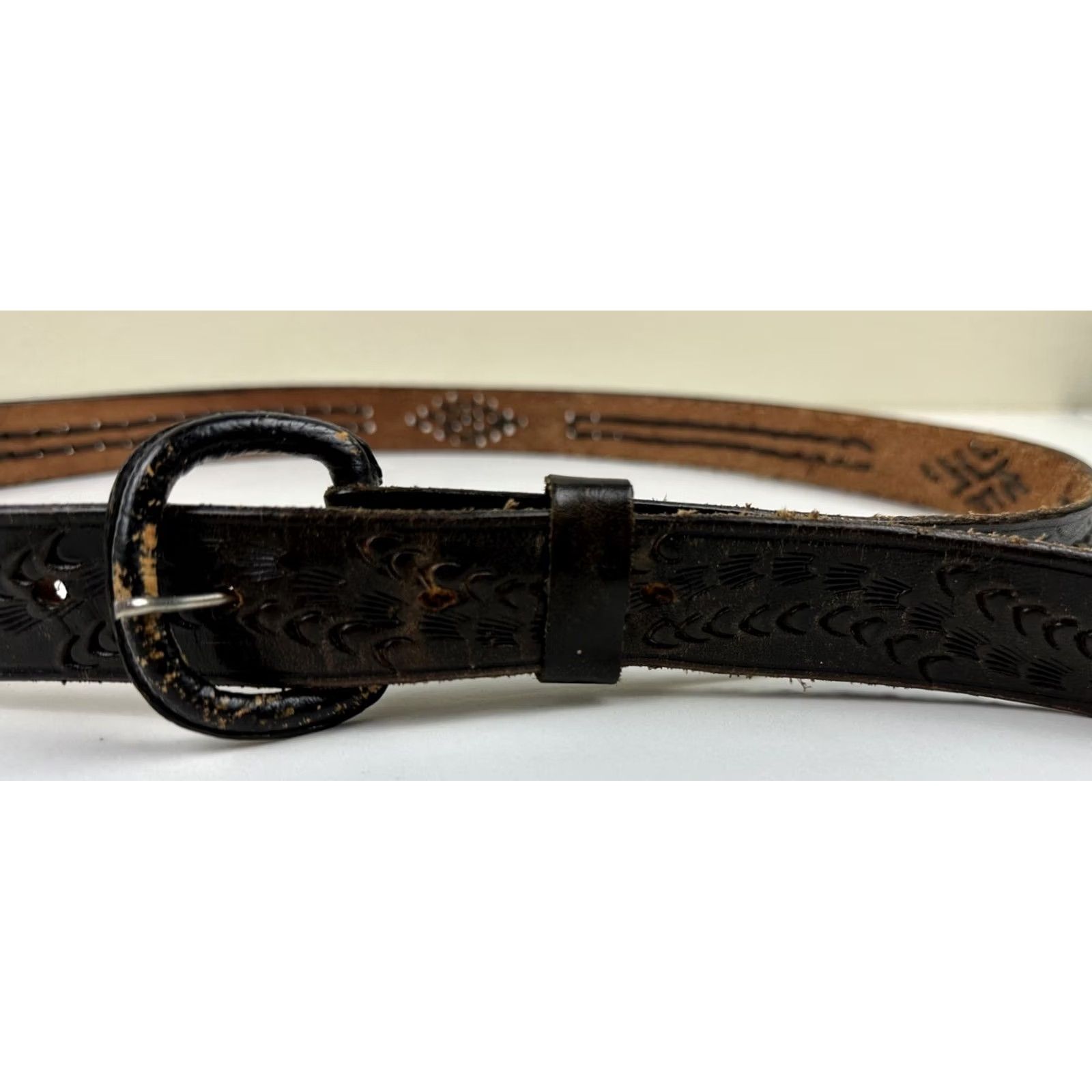 Vintage VINTAGE Handmade Western Belt 42 Mens Dark Brown Leather Distressed Whipstitch Embossing Belt Size 42 - 2 Thumbnail