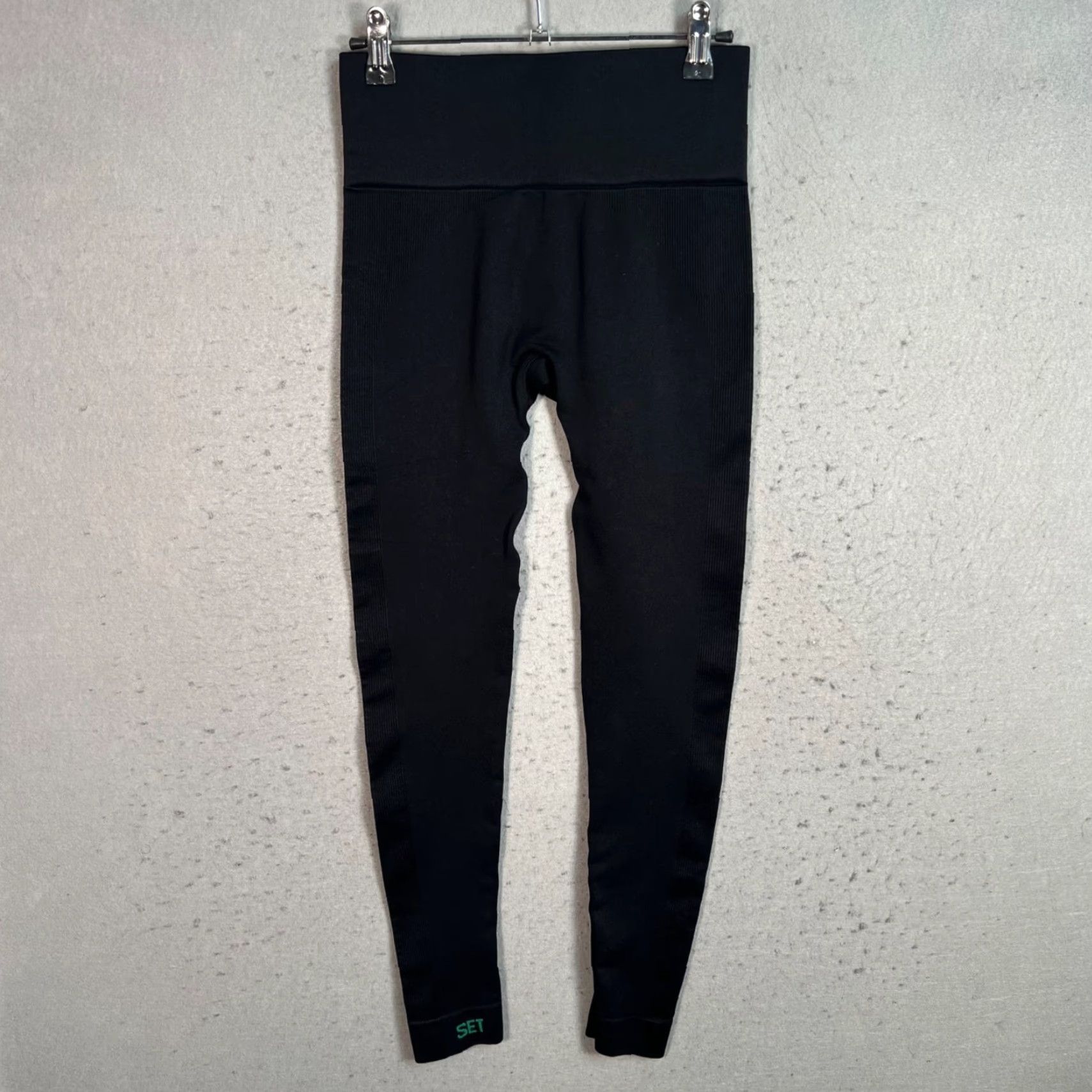 Vintage SET Set High-Waisted Sculptflex Leggings Women's Size Small Black Dark Grey Activewear Skinny Stretch Seamed 24 Inseam 24 Inseam 8/10 N/A Size 28" / US 6 / IT 42 - 2 Thumbnail