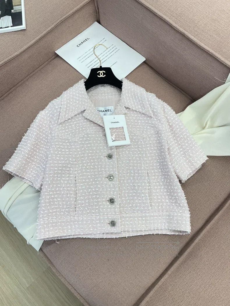 Chanel Chanel 24P pink tweed short-sleeved jacket Size M / US 6-8 / IT 42-44 - 1 Thumbnail