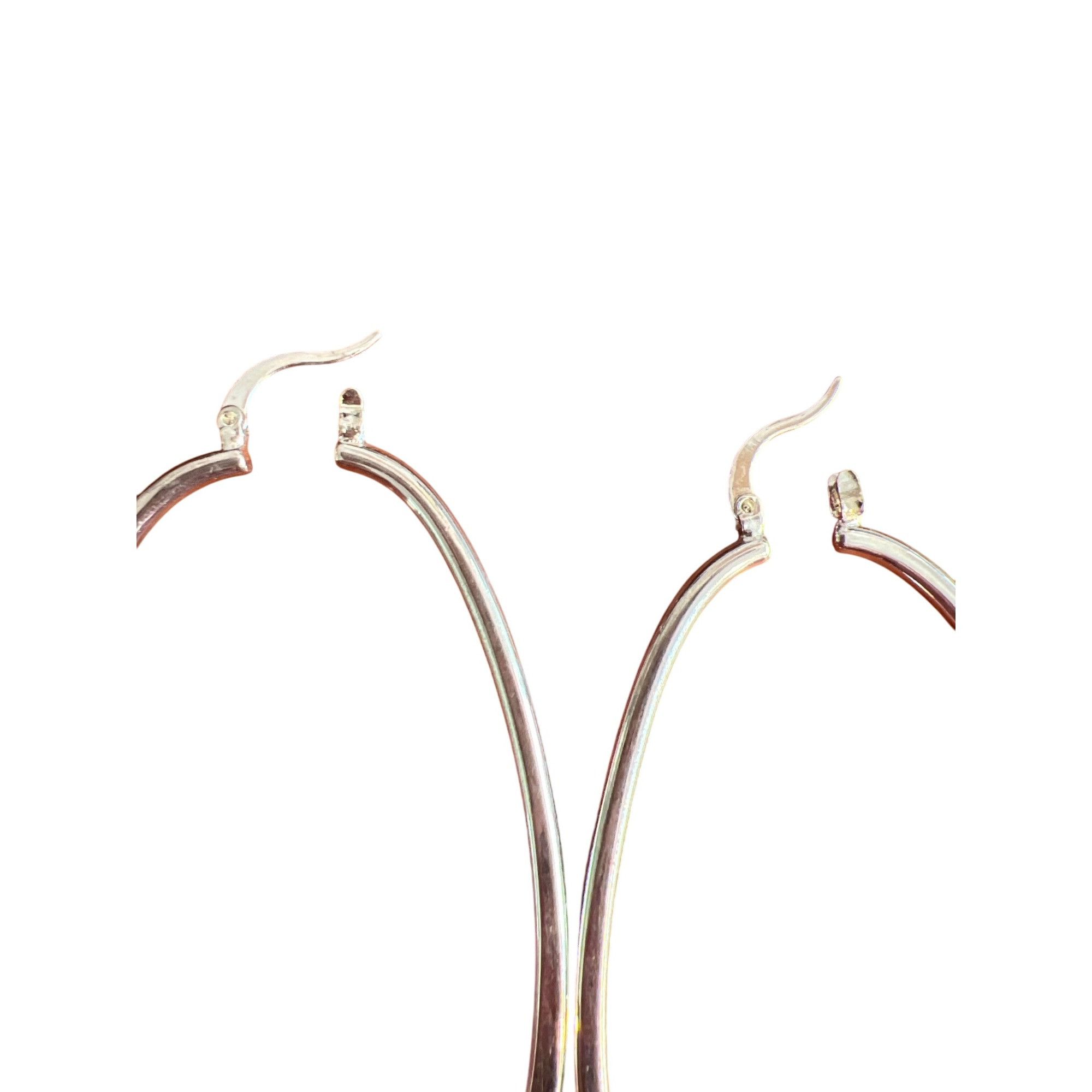 Other Vintage Silver Tone Long Teardrop Hoop Earrings Tight Clasp Size ONE SIZE - 3 Thumbnail