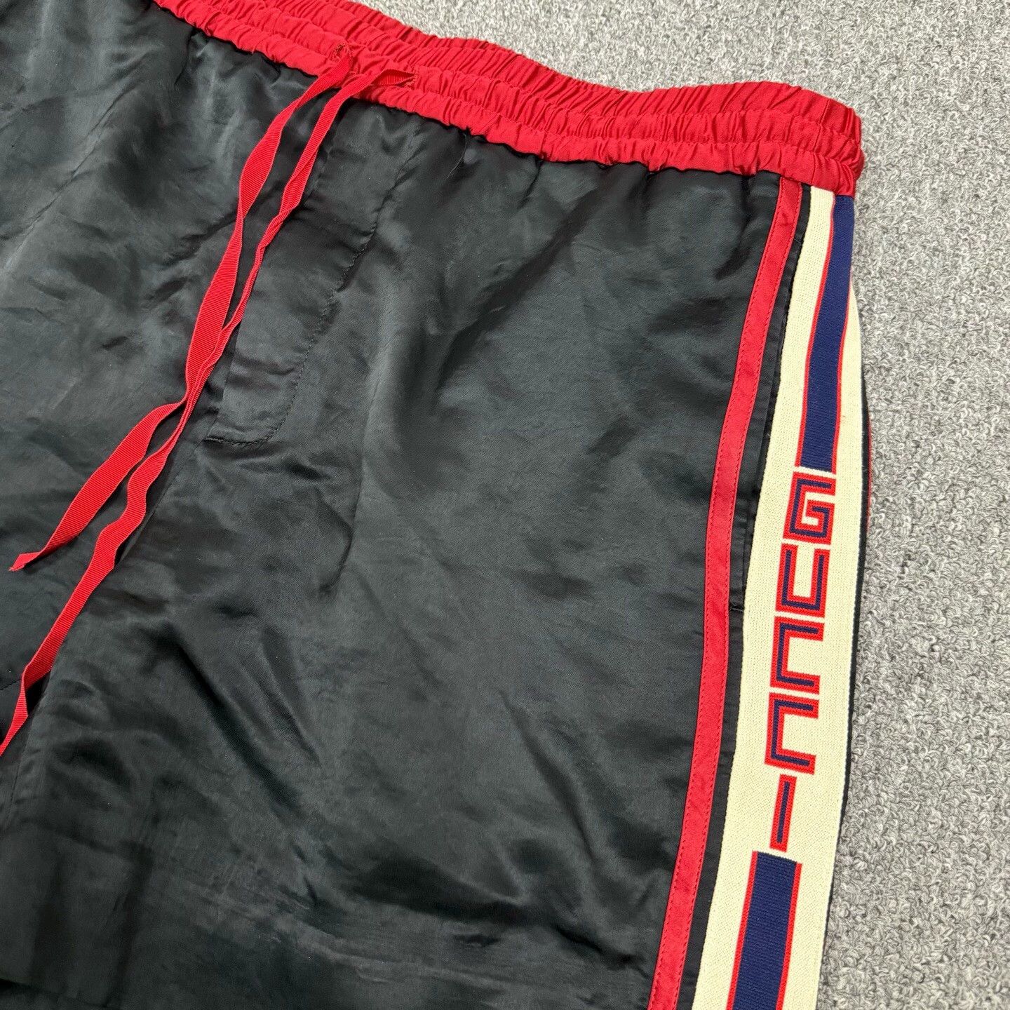 Gucci Gucci Black Acetate Silk Logo Track Shorts 48 Size US 44 / EU 60 - 3 Thumbnail