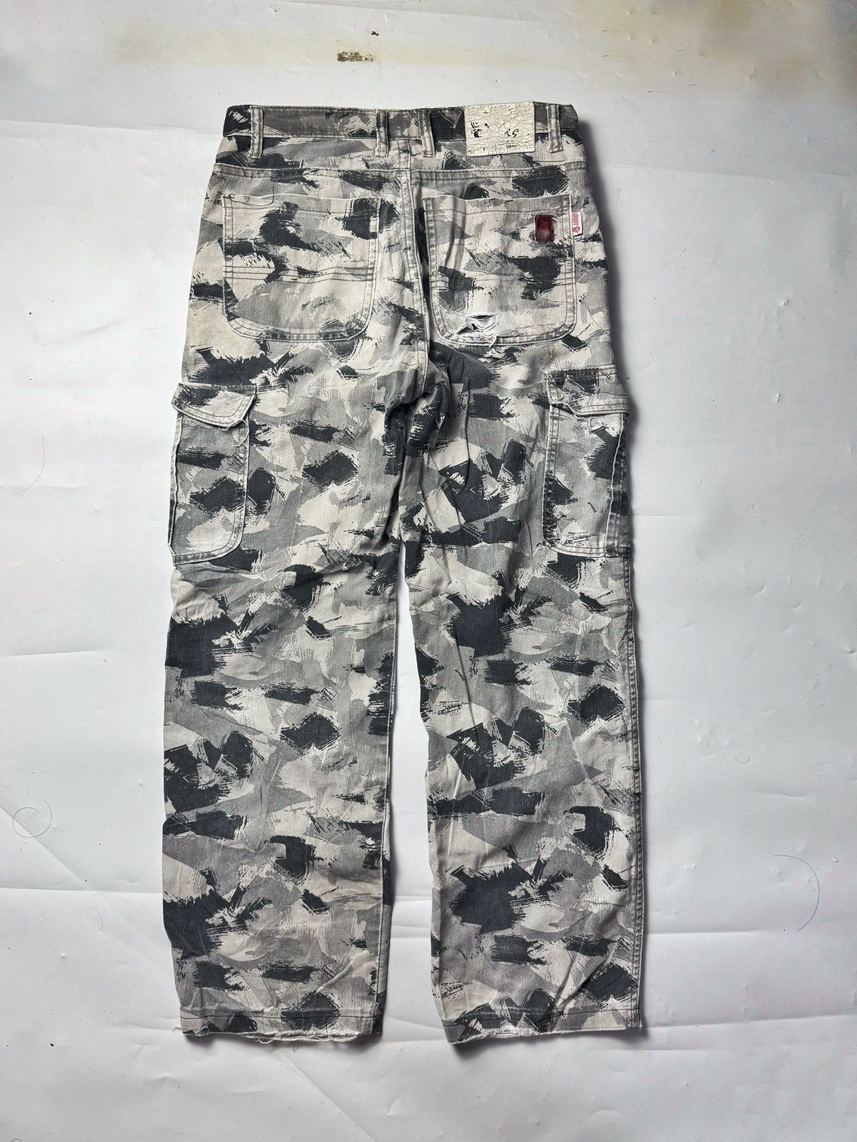 If Six Was Nine × Japanese Brand × Le Grande Bleu (L.G.B.) Japanese Cargo Pants distressed Size US 29 - 2 Thumbnail