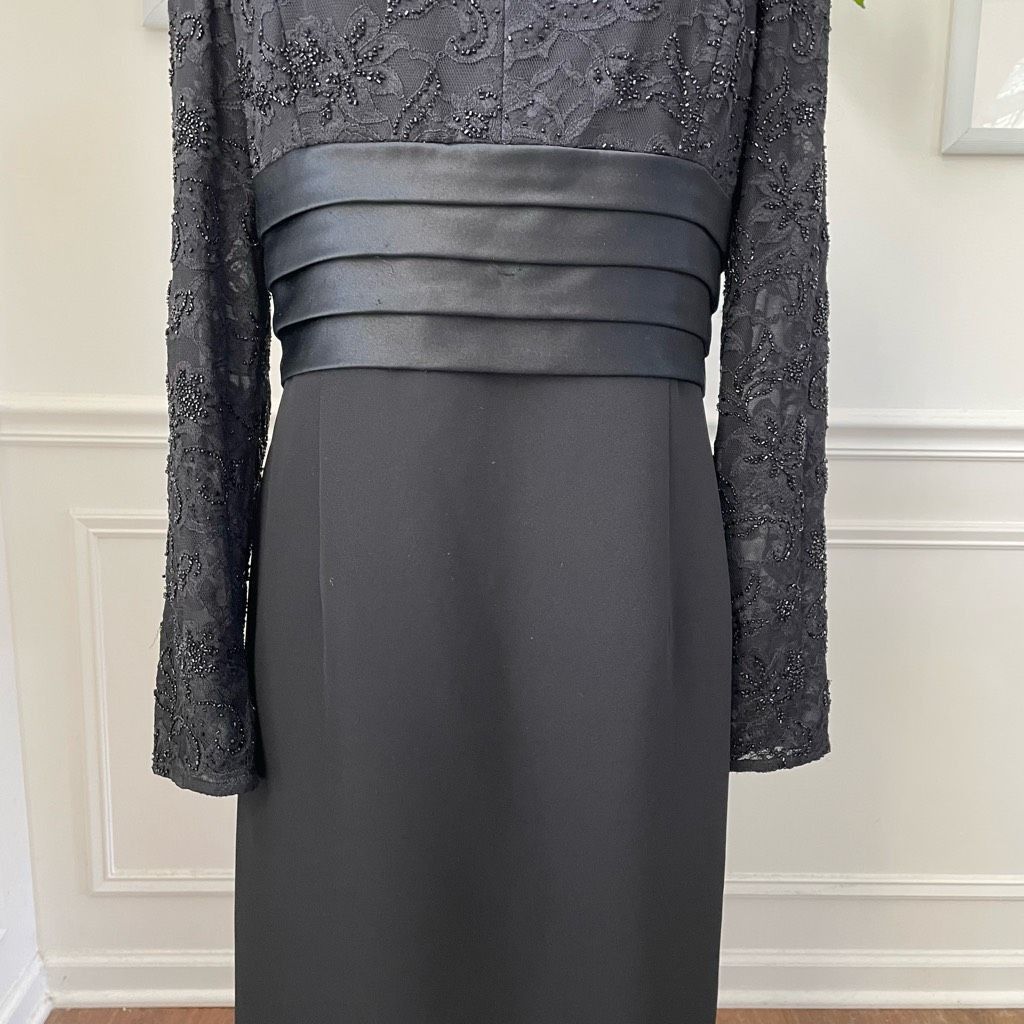 Carmen Marc Valvo Black Lace Sequin Long Sleeve Dress Cocktail 12