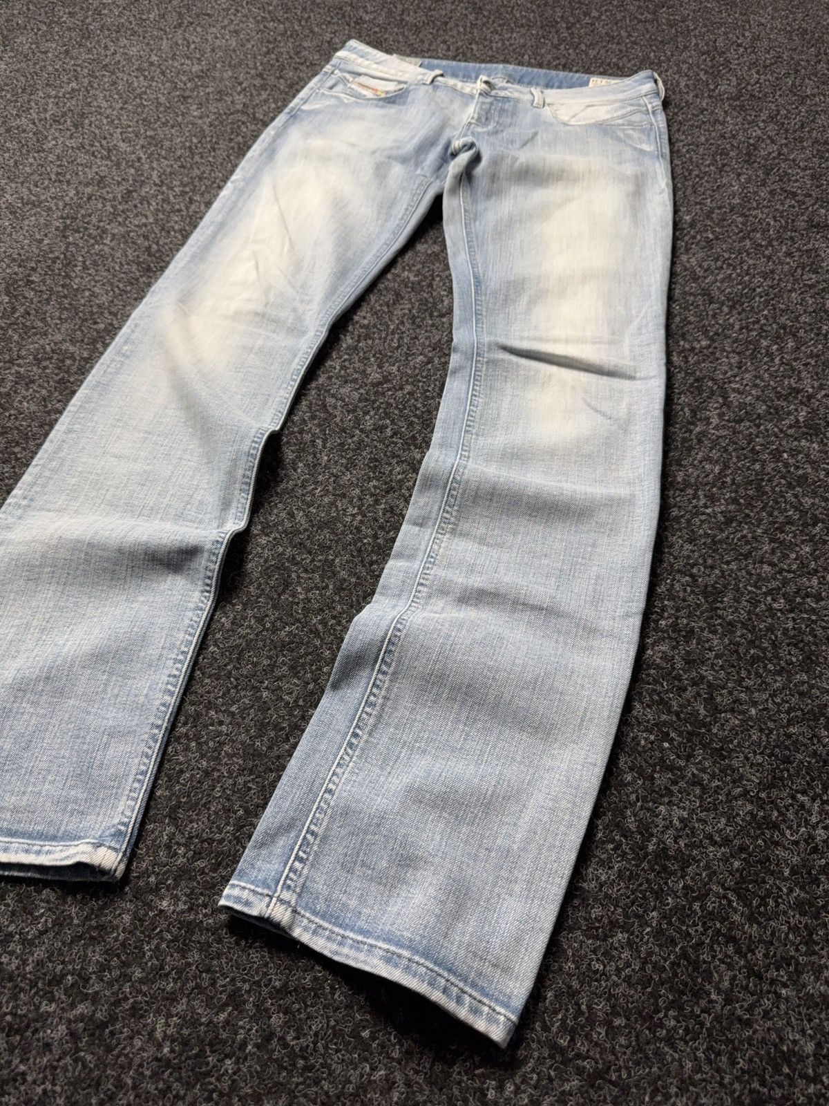 Diesel Luxury 00s Diesel Lowette Y2K Light Wash Slim Straight Jeans Size 30" / US 8 / IT 44 - 3 Thumbnail