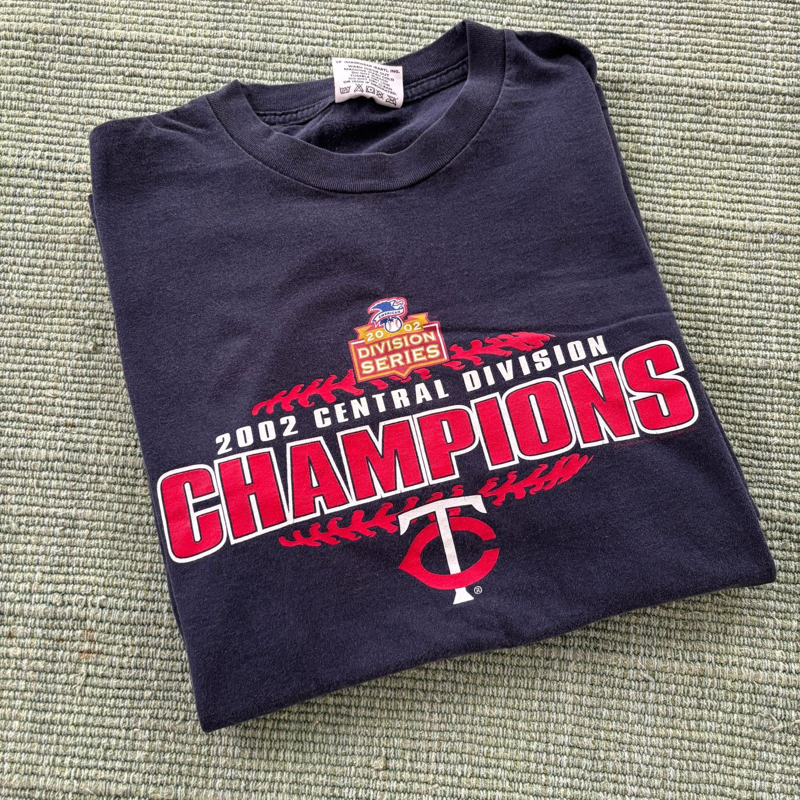 MLB Vintage 2002 Minnesota Twins Division Champions Tee Shirt L Size US L / EU 52-54 / 3 - 1 Thumbnail