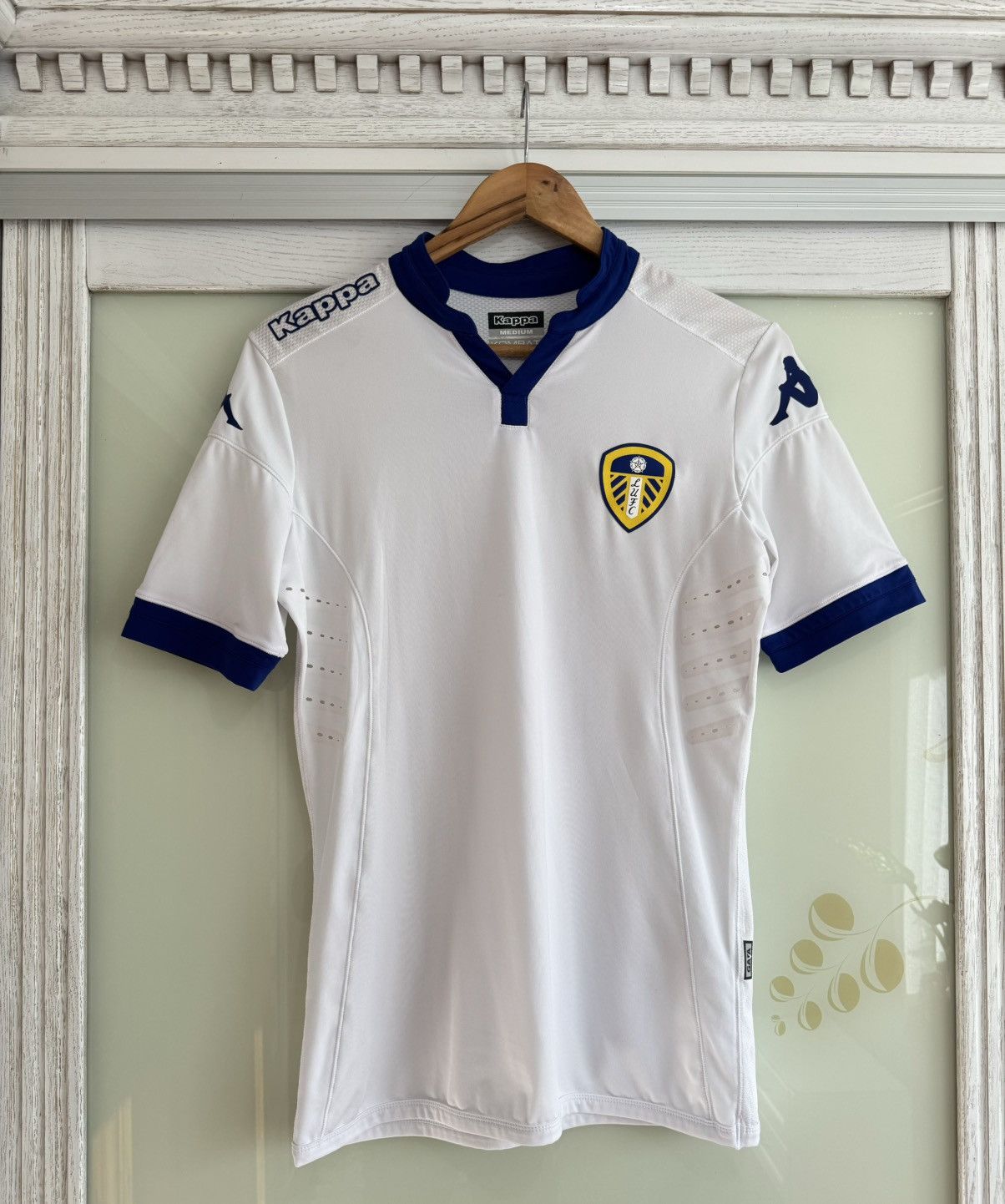 Kappa Craig #9 Leeds United 2015-2016 Player Issue Soccer Jersey Size US M / EU 48-50 / 2 - 2 Thumbnail