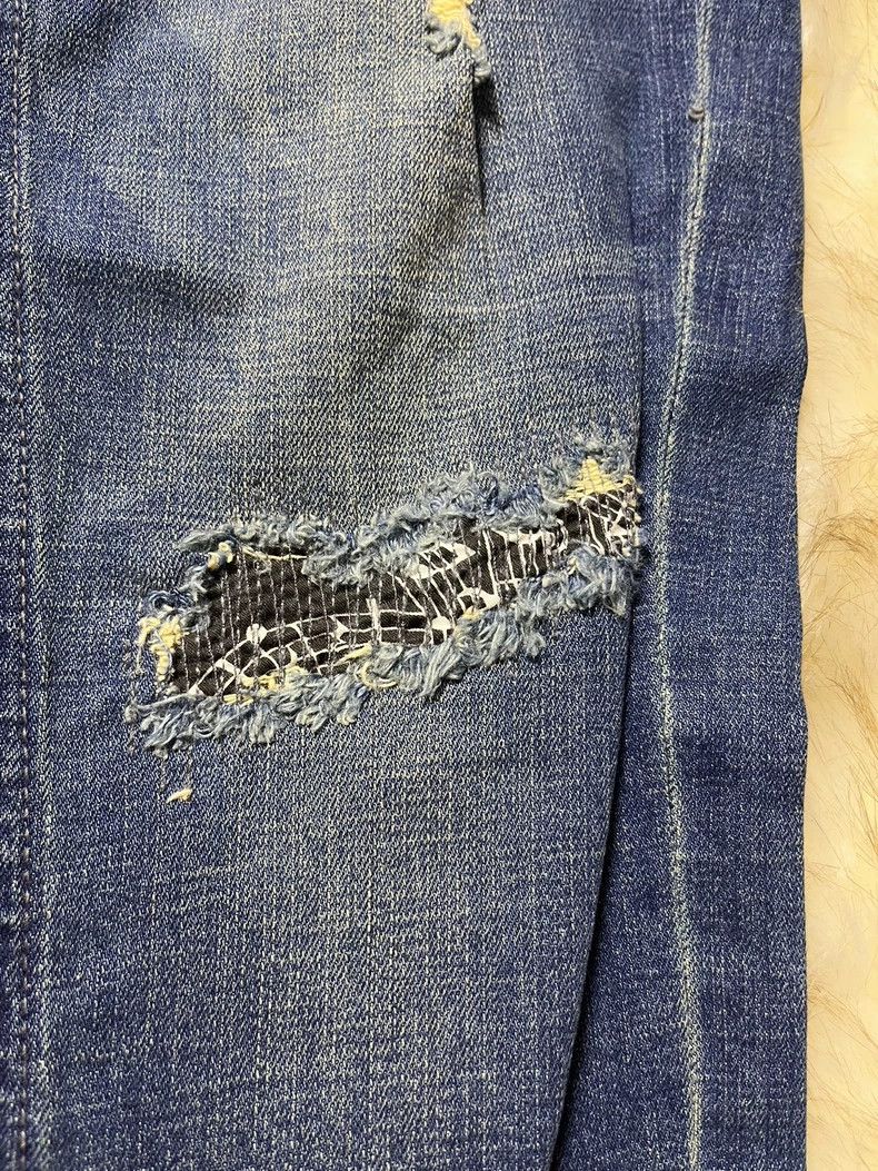 Number (N)ine Number (N)ineWash and destroy jeans, notes 2503-Nextarrow Size US 44 / EU 60 - 4 Thumbnail