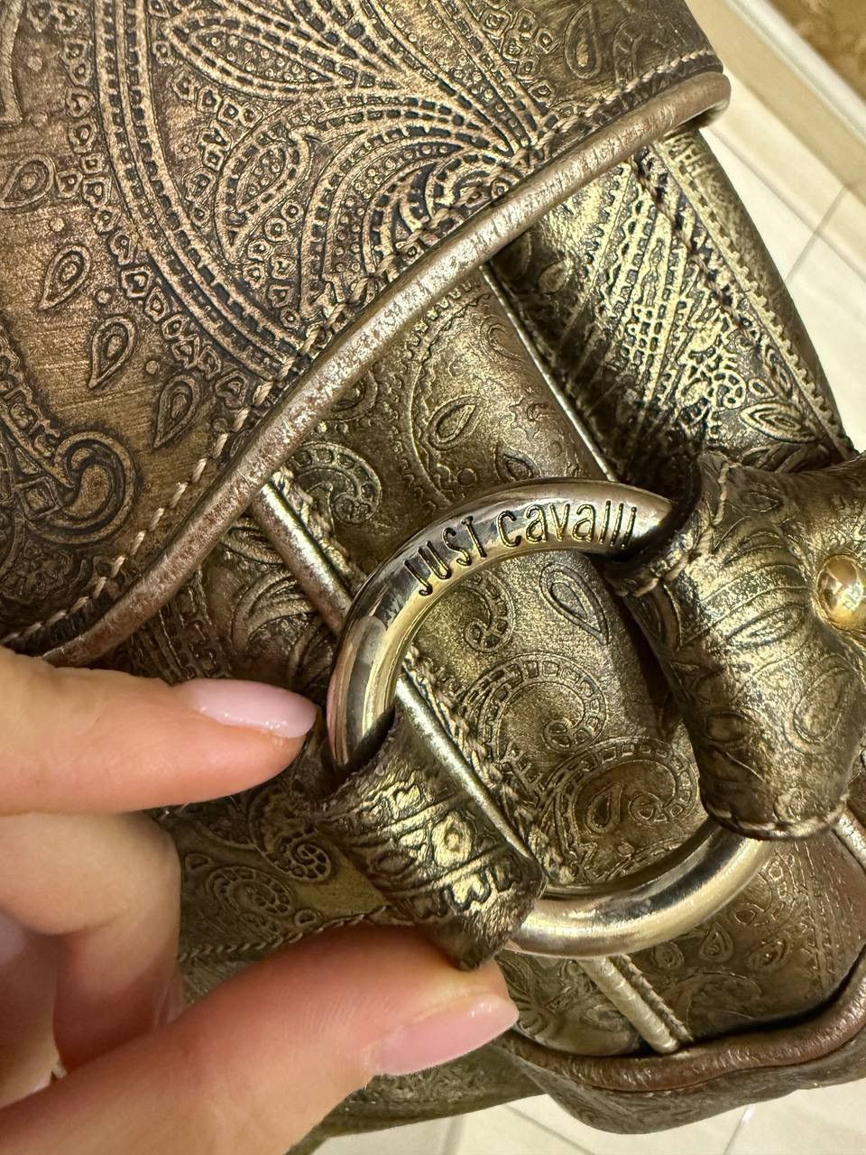 Just Cavalli Just Cavalli Gold Patterned Leather Buckle Bag Size ONE SIZE - 6 Thumbnail