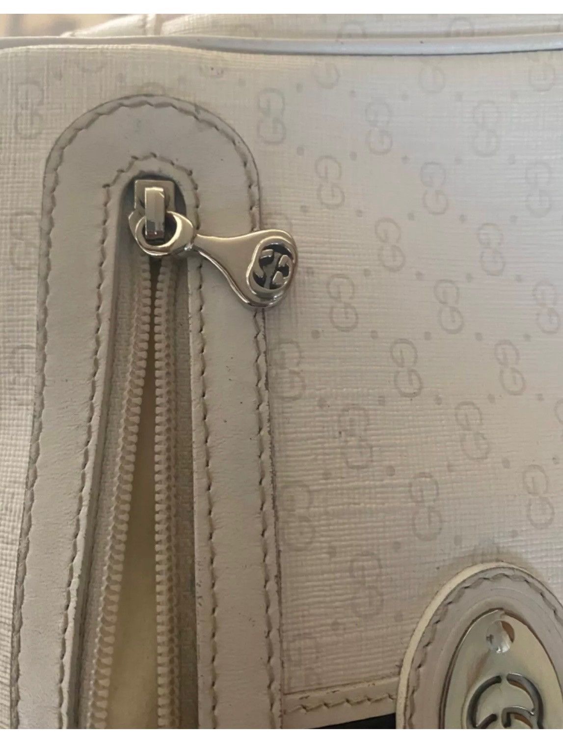 Dior × Gucci × Louis Vuitton Vintage White Gucci Cross Body bag Size ONE SIZE - 7 Thumbnail