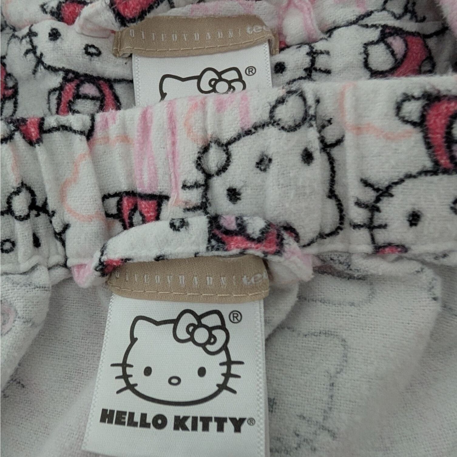 Designer Pottery Barn Sanrio Hello Kitty PJ Set Teen Size Medium Size ONE SIZE - 5 Thumbnail